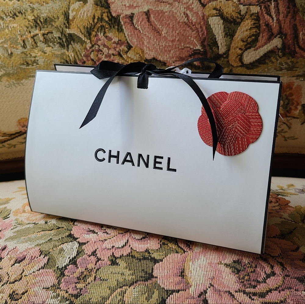 Chanel Gift Packaging